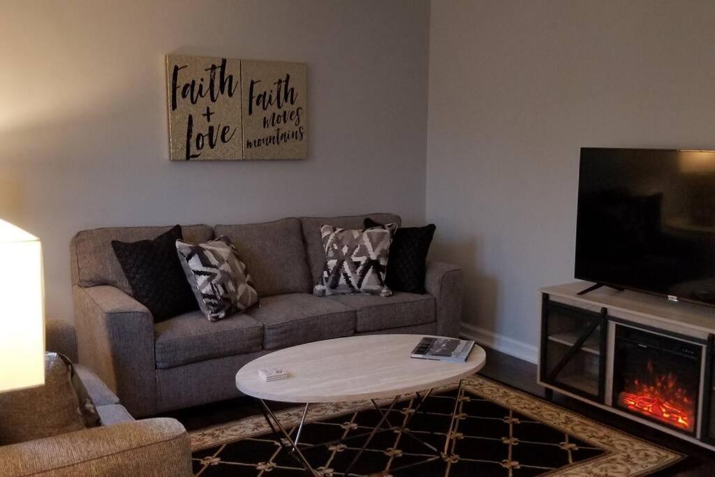 Blue Flamingo'S Charming Home-Heart Of Tulsa2- Cherry St-Expo-11Th Extérieur photo