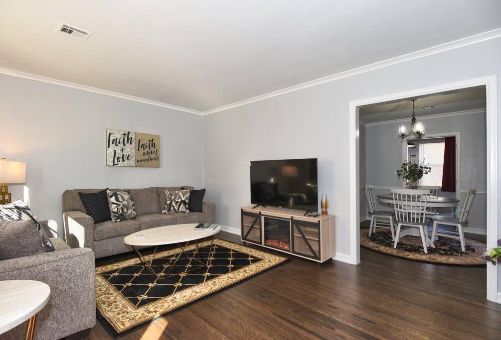 Blue Flamingo'S Charming Home-Heart Of Tulsa2- Cherry St-Expo-11Th Extérieur photo